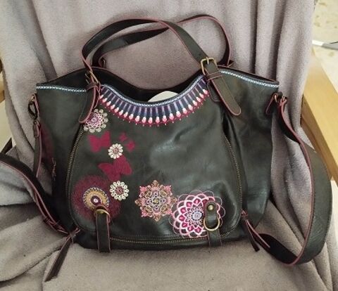 sac a main DESIGUAL brun neuf 60 Mirande (32)