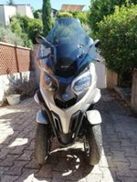 PIAGGIO 2024 occasion 83170 Brignoles