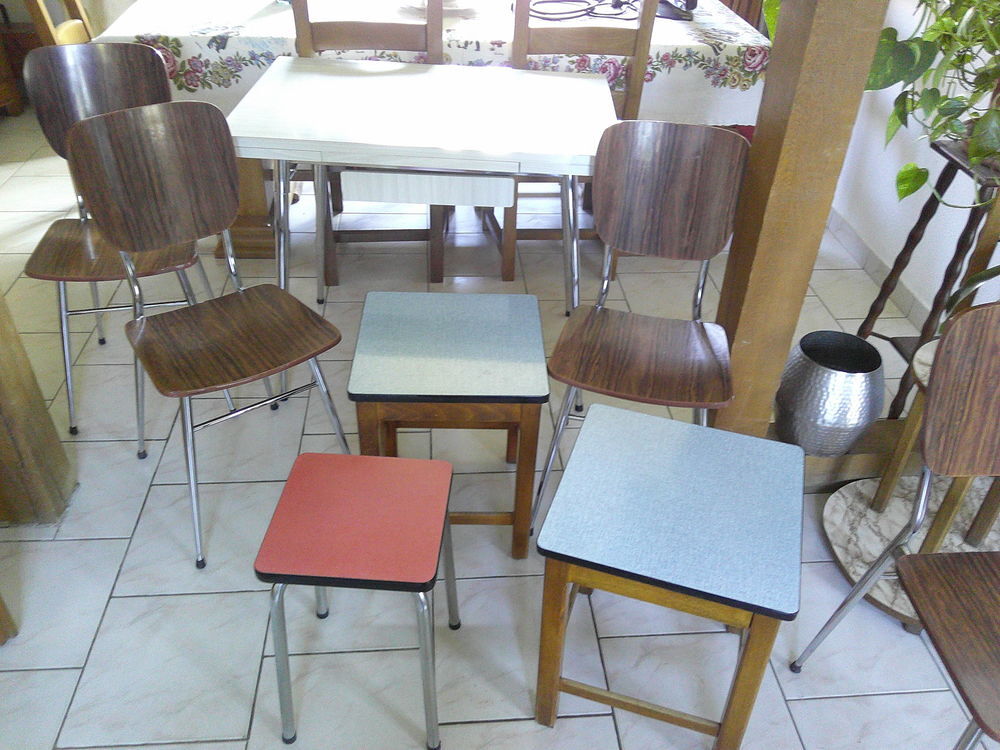 chaises tables et tabourets Meubles