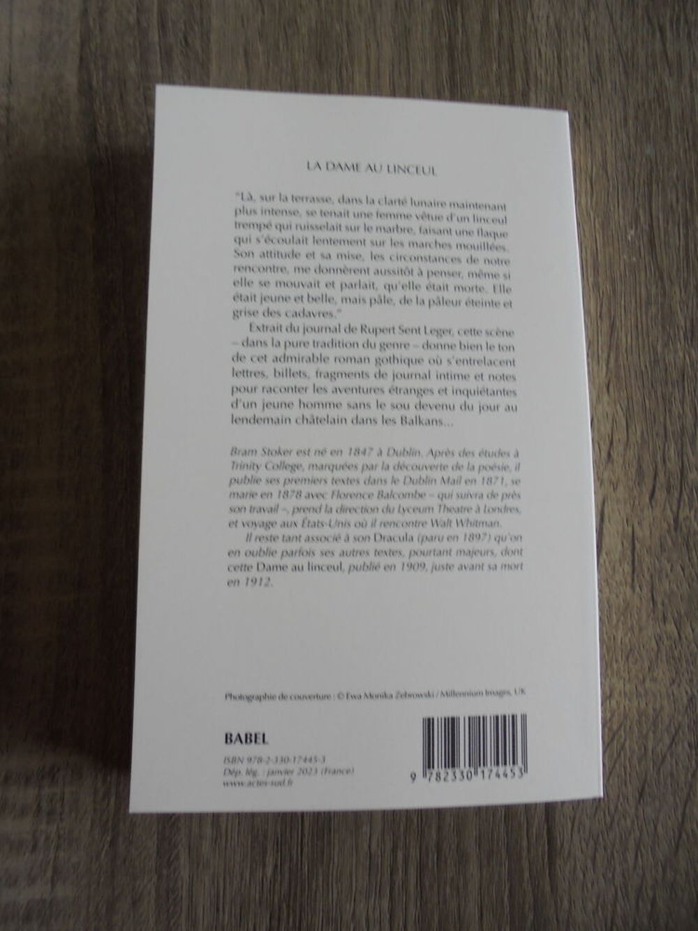 La dame au linceul (123) Livres et BD