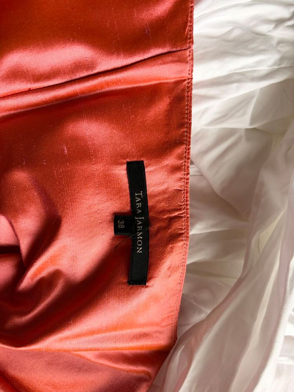 ? Robe de Soir&eacute;e Tara Jarmon ? Soie Taffetas Corail Vêtements