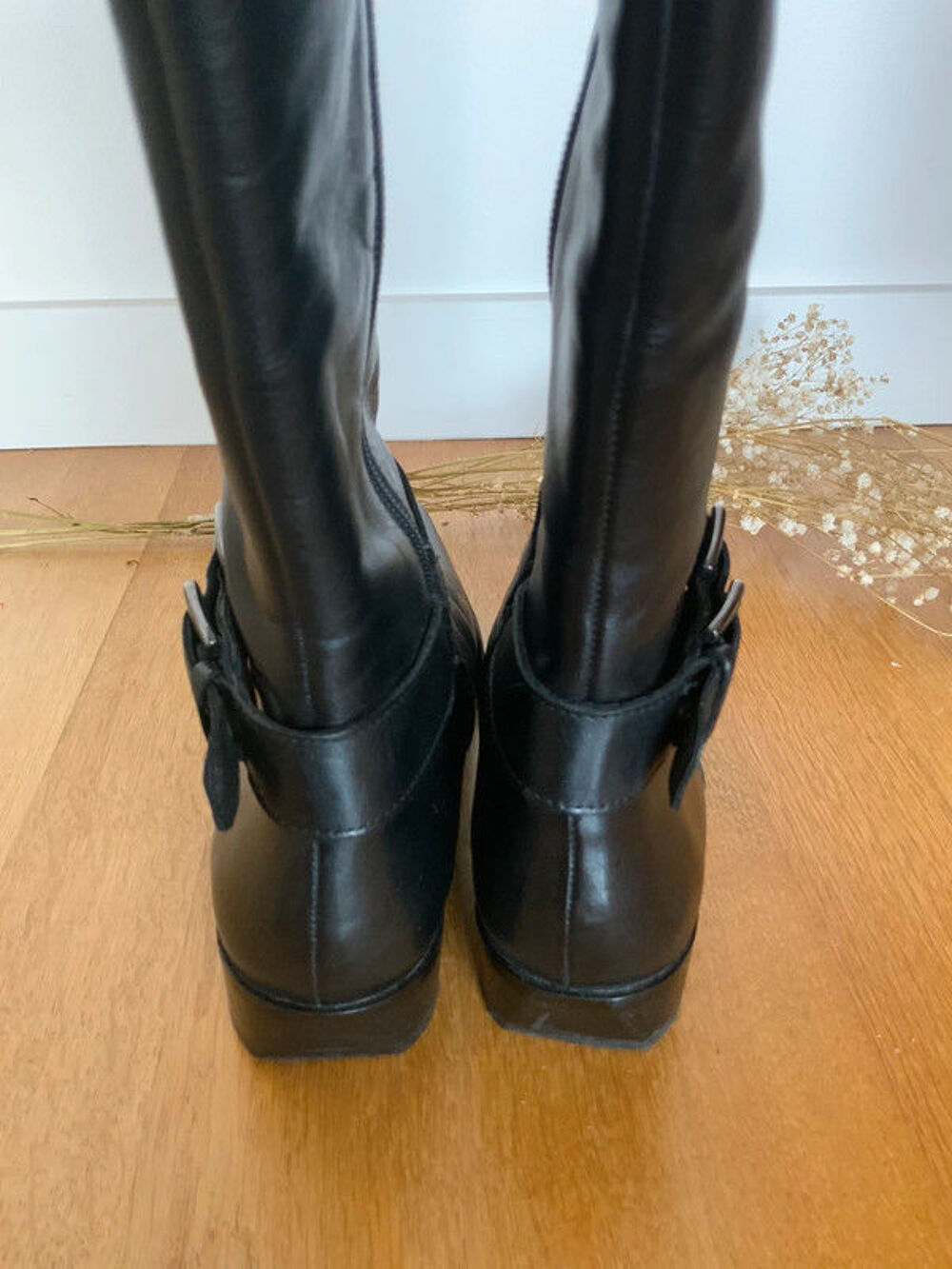 Bottes femme en cuir Chaussures