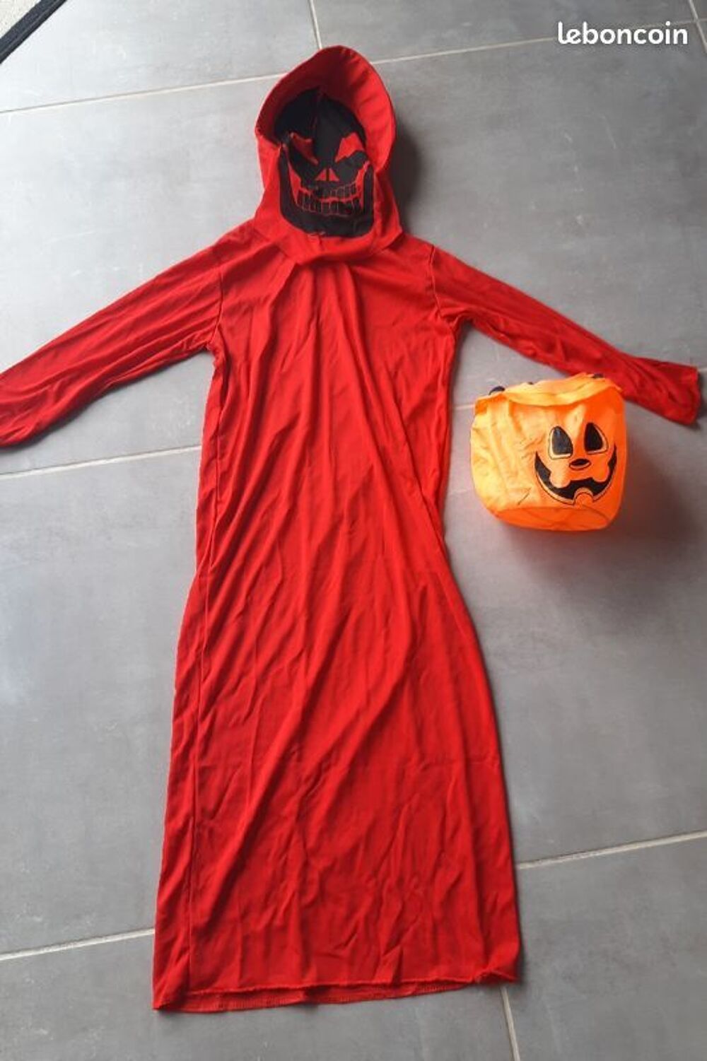 2 D&eacute;guisements halloween Vêtements enfants