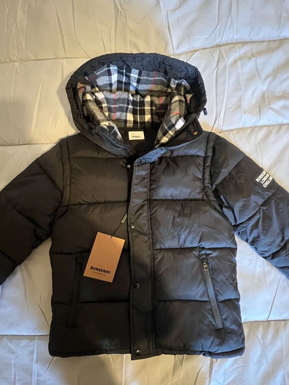 doudoune neuve taille S/M Vêtements