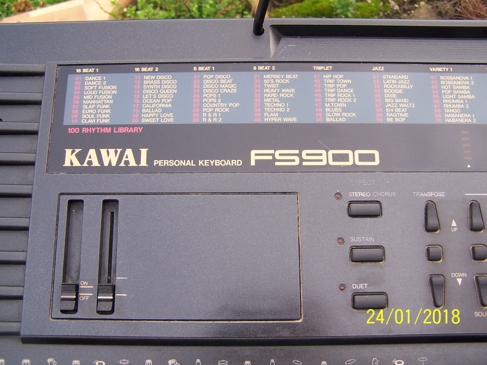 clavier Kawa&iuml; FS900 Instruments de musique