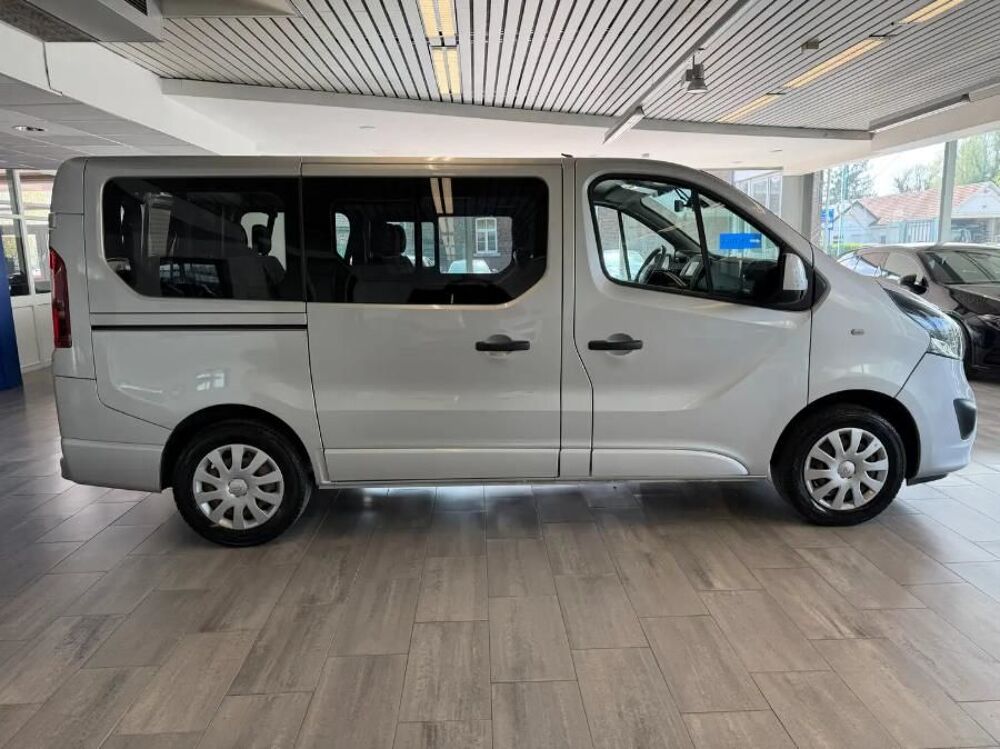 Vivaro VIVARO COMBI 9 PLACES 1,6L CDTI BI-TURBO 120cv 9 PLACES 2015 occasion 55100 Verdun
