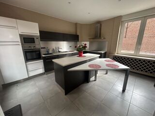  Maison � vendre 9 pi�ces 175 m�