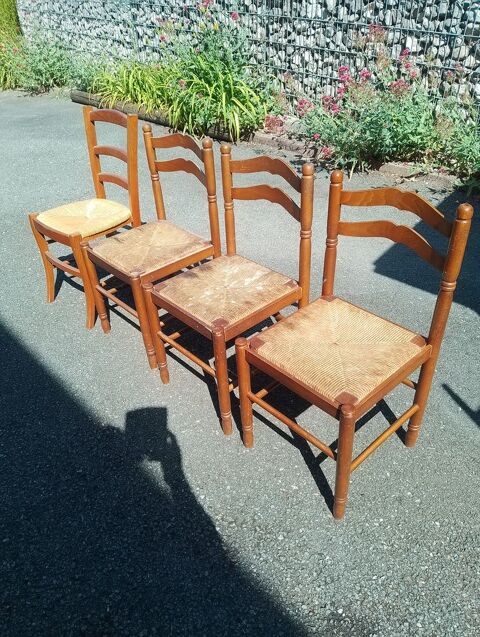 Chaises en paille 15 Bavans (25)