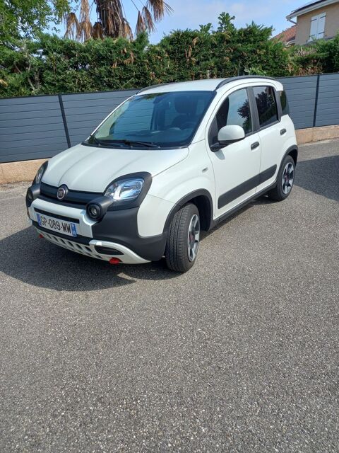 Fiat Panda 1.0 70 ch Hybride BSG S/S Cross 2023 occasion Corbas 69960