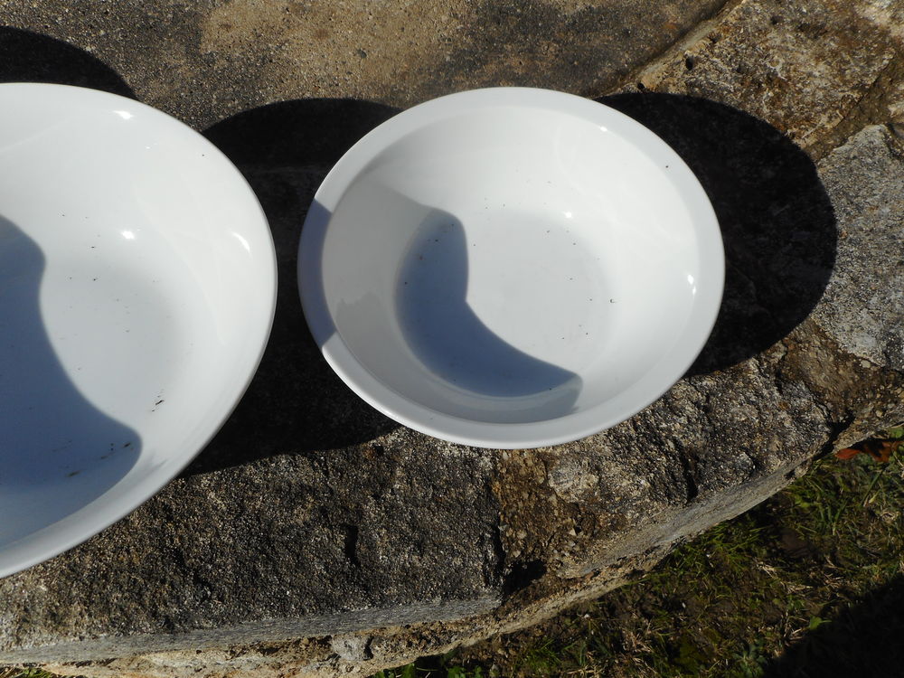 LOT DE 3 SALADIERS EN PORCELAINE Electroménager