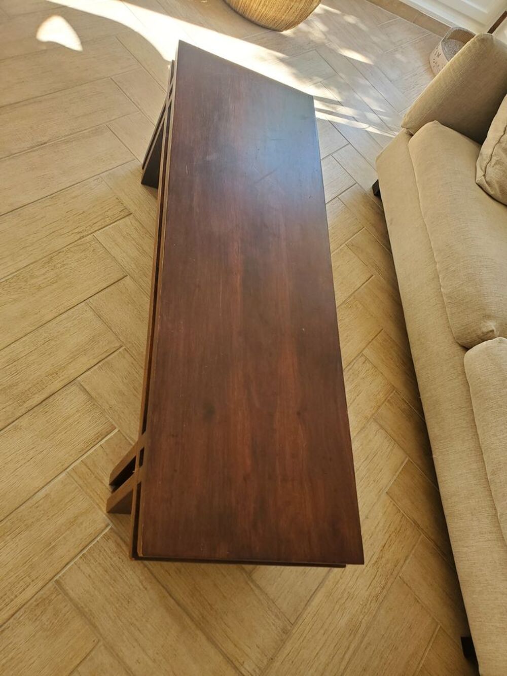ensemble table, chaises et banc de salle a manger Meubles