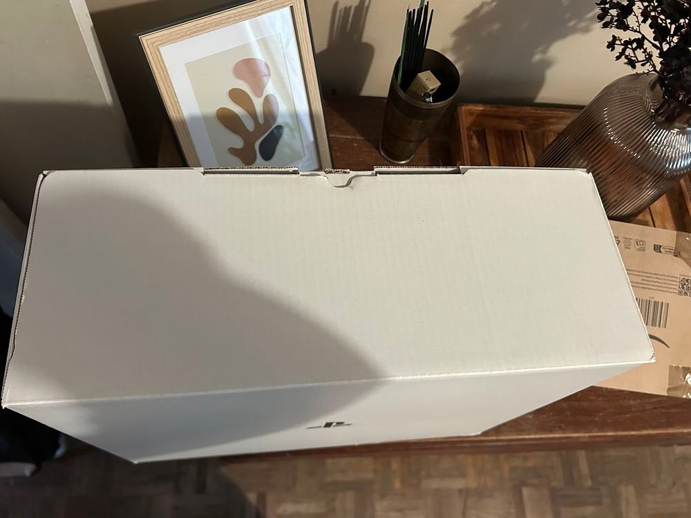 Bo&icirc;te vide PlayStation 5 Consoles et jeux vidéos