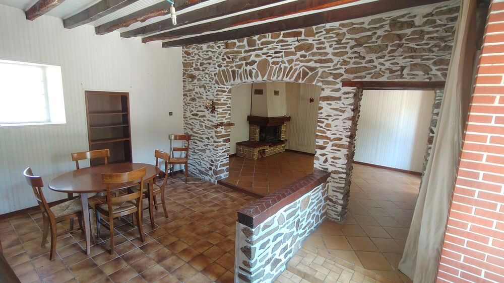 Vente Maison Maison de caractère 120 m² ? 4 chambres ? Toit-terrasse 60m2 Blain