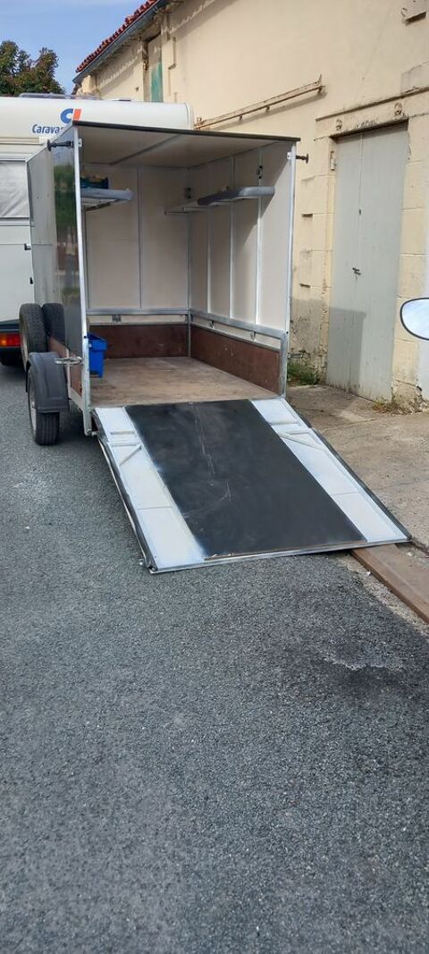 Remorque 500 kg non freiner pour camping-car scooter bagagèr 2750 Vélines (24)