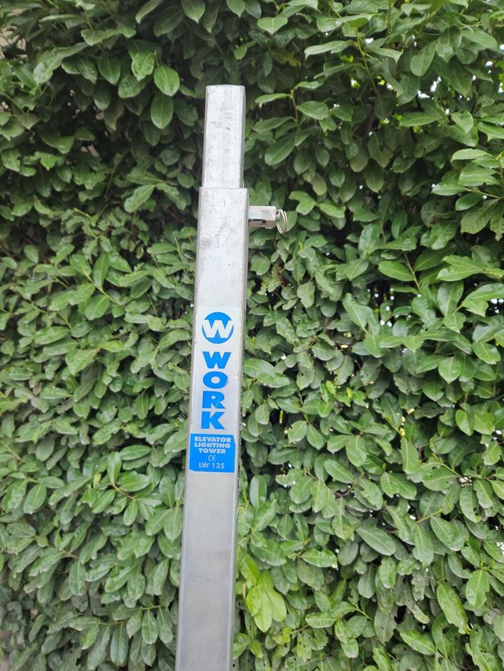 PIED DE LEVAGE PROFESSIONNEL WORK 