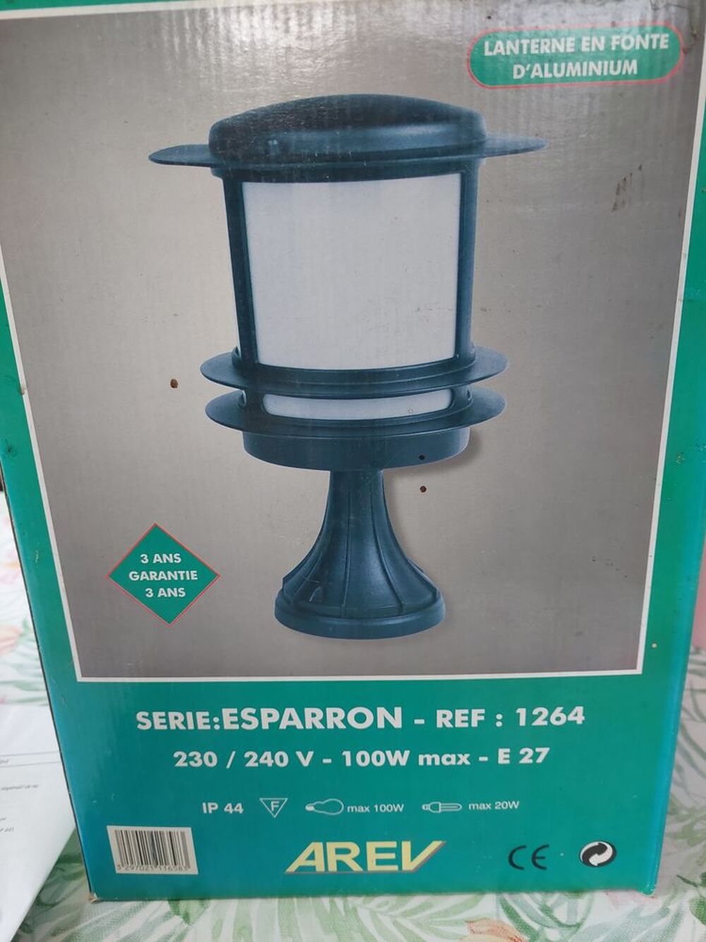 LOT DE 8 BORNES NEUVES D'ECLAIRAGE EXTERIEUR Jardin
