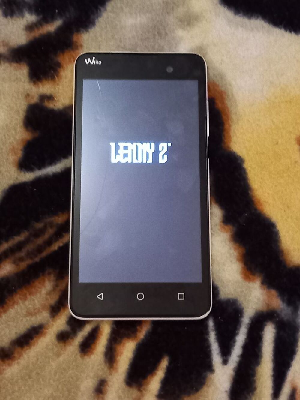 t&eacute;l&eacute;phone wiko lenny2 doubes carte sim tr&egrave;s bon &eacute;tat Téléphones et tablettes