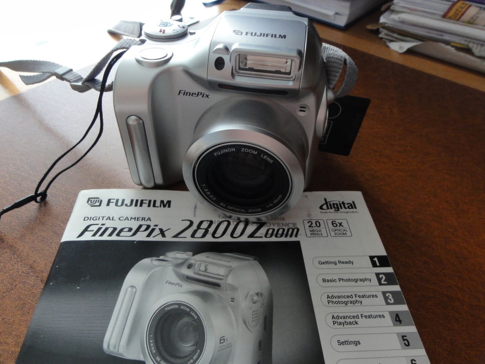 Appareil photographique Fujifilm FinePix 2800 Zoom
Photos/Video/TV