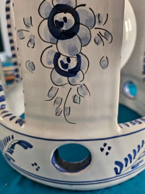 Saisissez le titre de votre objet. 45 Hyeres (83)