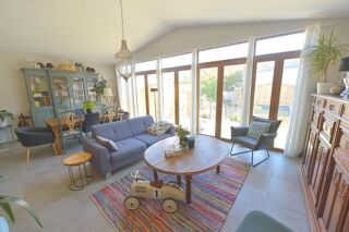  Maison  vendre 8 pices 