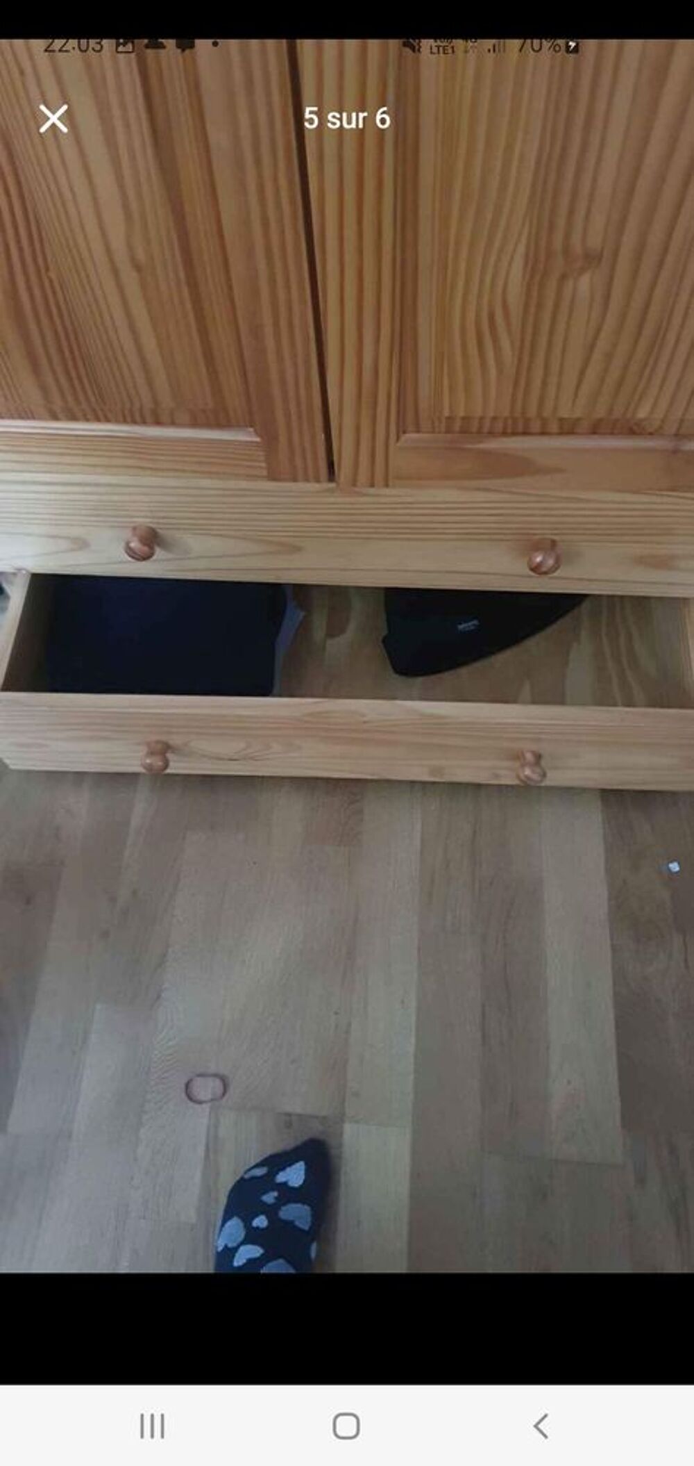 Armoire basse en pin Meubles