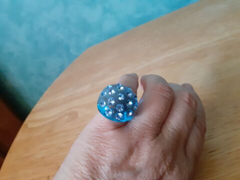 Bague fantaisie bleue 5 Baume-les-Dames (25)