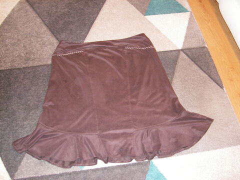 Jupe t 48 marron CHRISTINE LAURE micro fibre tbe
10 Meaux (77)