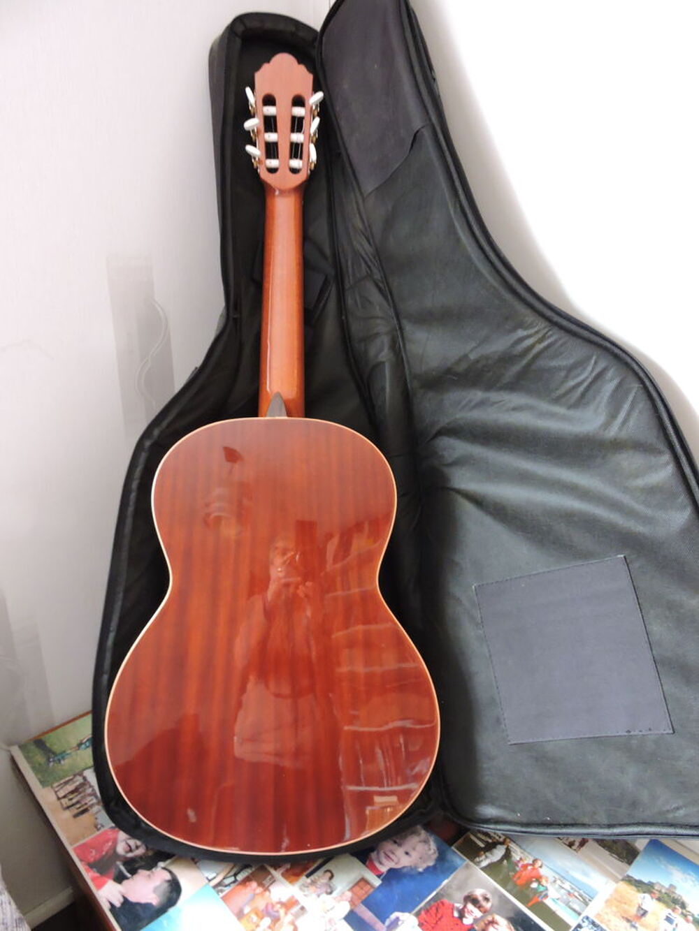 GUITARE CLASSIQUE ALHAMBRA Instruments de musique