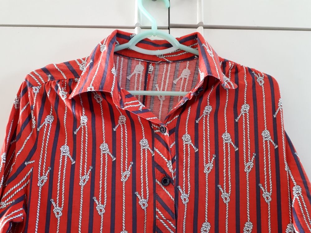 2 robes vintage col chemise - 38/40 - TBE - 15 euros les 2 Vêtements