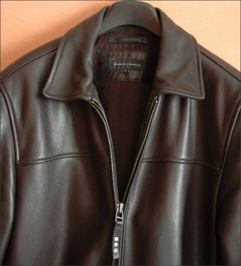 Veste blouson Cuir marque originale Chevignon  tat Neuf 248 Buxerolles (86)