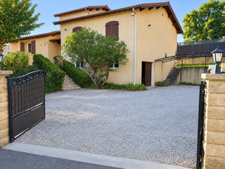  Maison à vendre 6 pièces 151 m² Châteauneuf-sur-isère