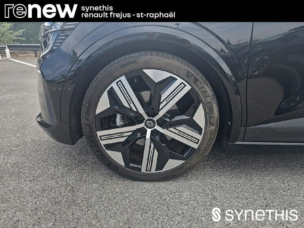 M&eacute;gane Megane E-Tech EV60 220 ch optimum charge Iconic 2023 occasion 83600 Fr&eacute;jus