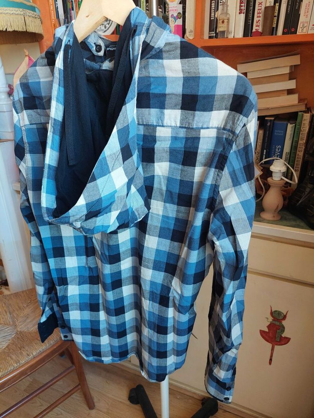 Chemise capuche taille M Vtements
