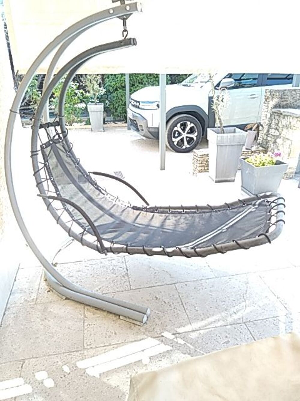 TRANSAT EXTERIEUR SUSPENDU AVEC PIED METALLIQUE	
Jardin