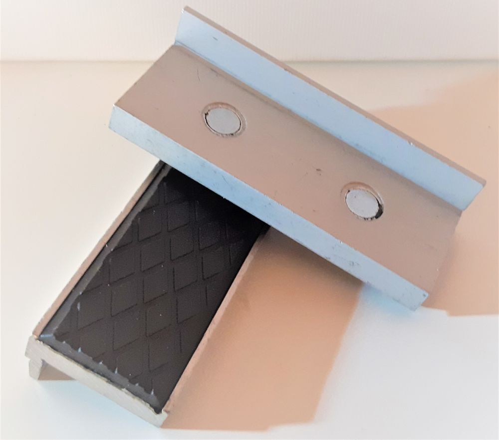 Mors alu doux magn&eacute;tiques pour &eacute;tau Bricolage