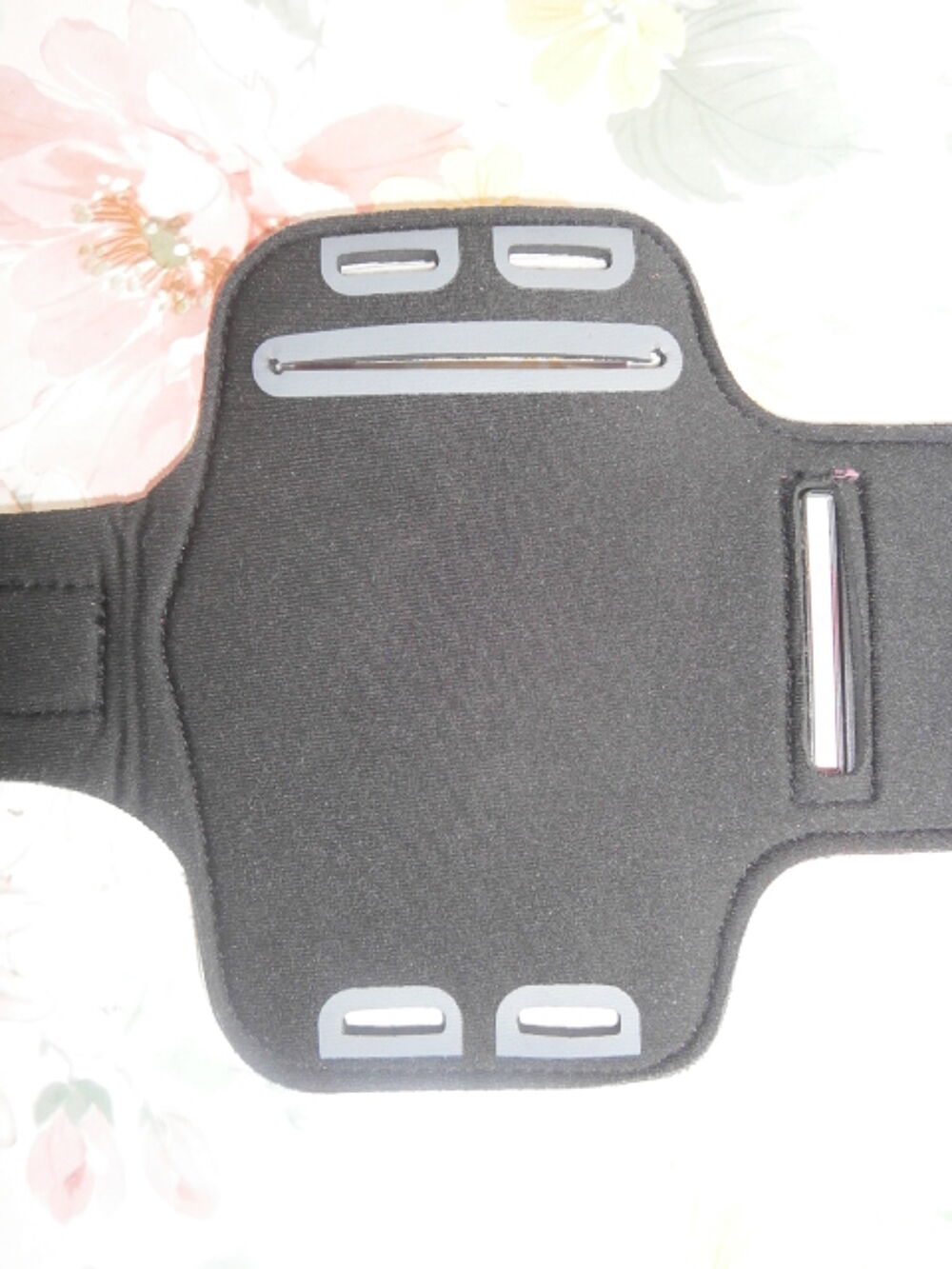 Brassard de t&eacute;l&eacute;phone portable Pro Touch pour sport Sports