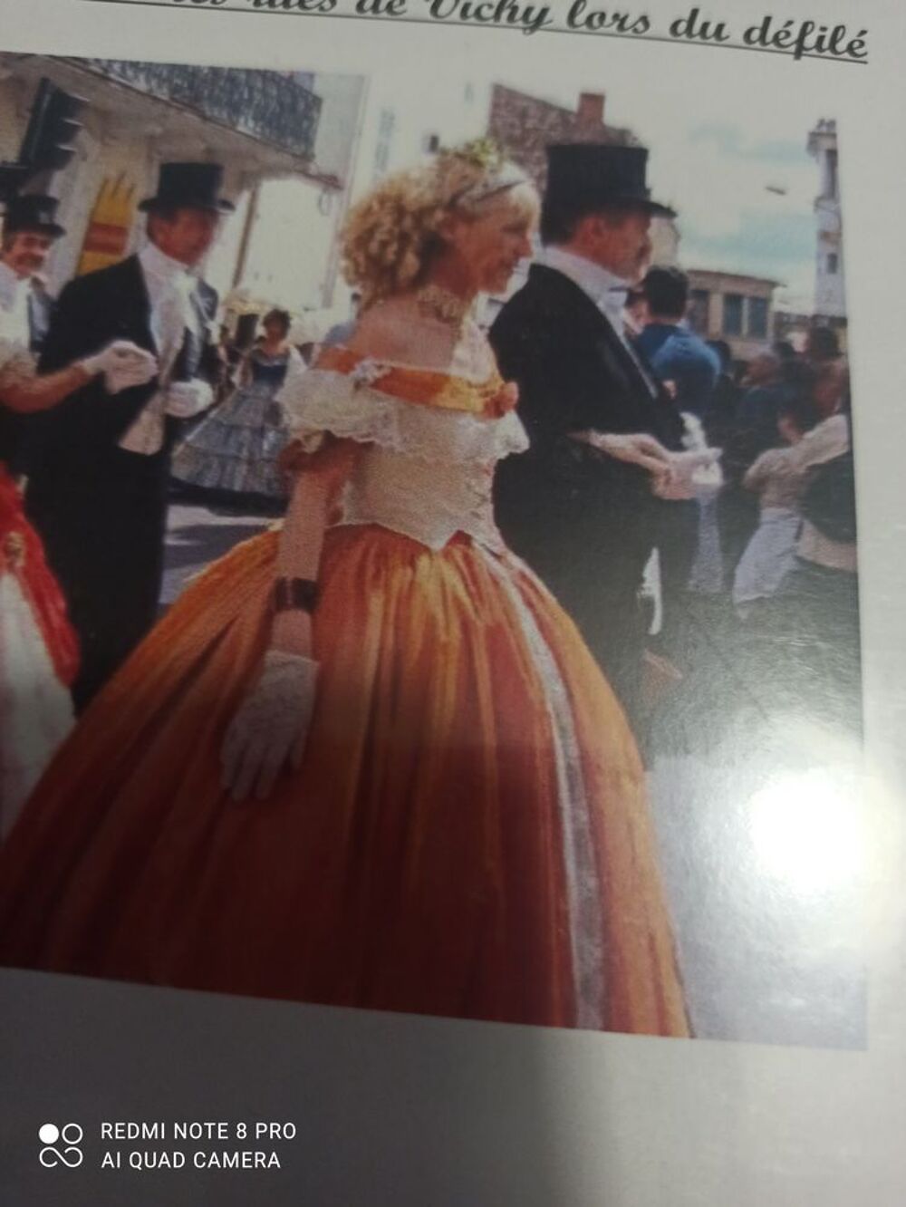 Robe pour danse 19eme crinoline Vêtements