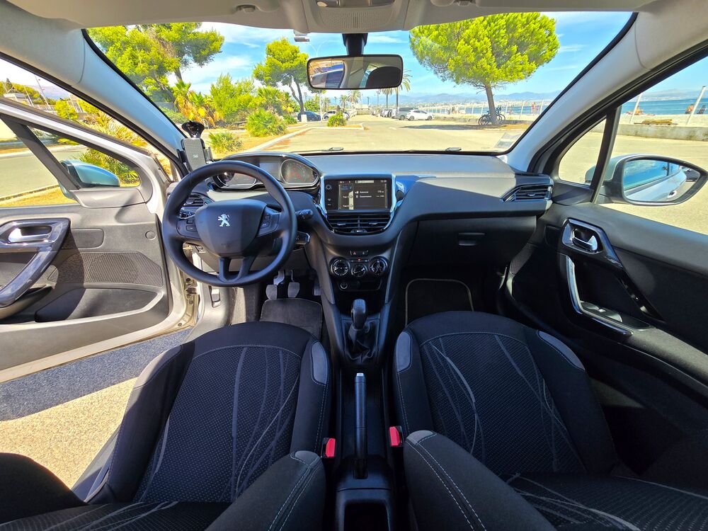 208 1.2 VTi 82ch BVM5 Active 2014 occasion 06600 Antibes
