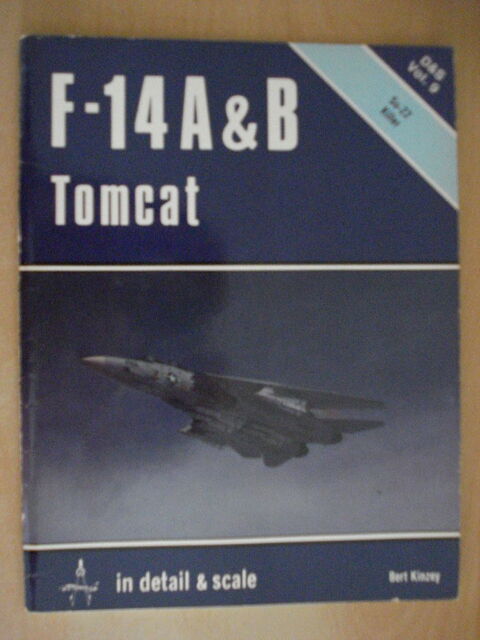 F-14 A & B Tomcat in Detail and Scale - D&S Vol. 9 15 Avignon (84)