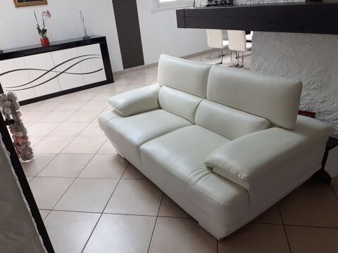 LOT Table en verre et canap�  0 Saint-L� (50)