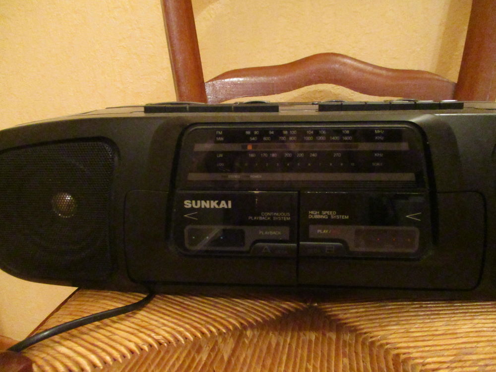 Auto radio SUNKAI RCS 5600 ann&eacute;e 1980 Audio et hifi