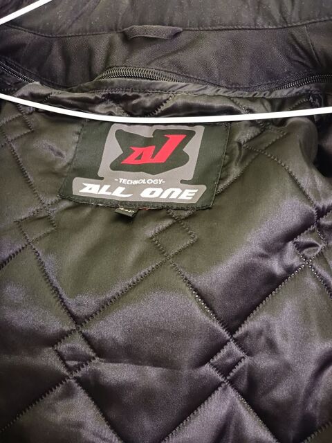 blouson moto 80 Besle Sur Vilaine (44)