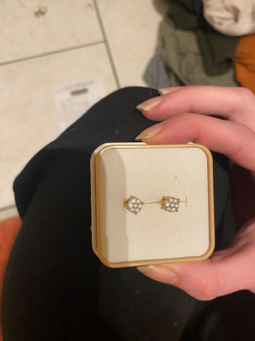 Boucles d'oreilles or jaune 750/1000 Bijoux et montres
