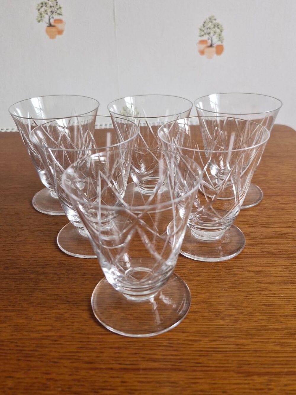 SERVICE VERRES ET CARAFE FINEMENT GRAVES EN CRISTAL VINTAGE Cuisine