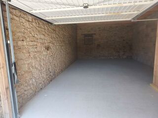  Remise / Grange à louer 1 pièce 32 m²