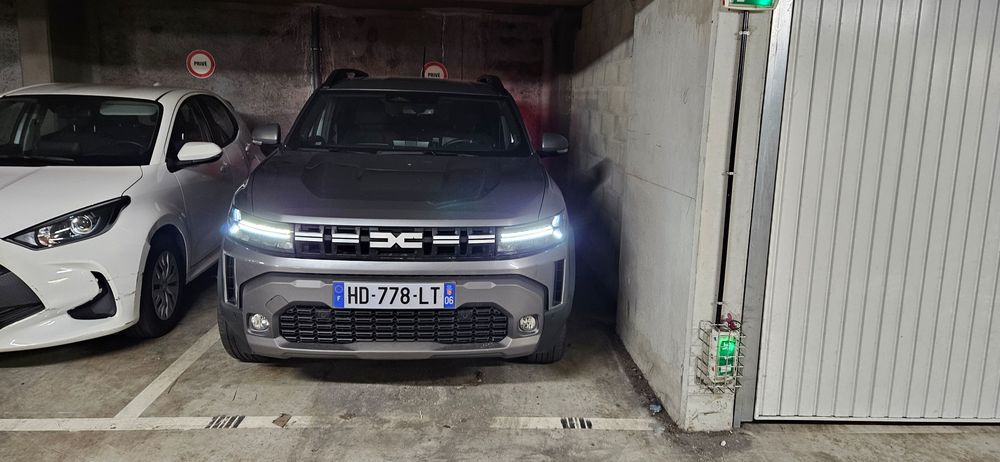 Location Parking/Garage ¨PARKING Nice