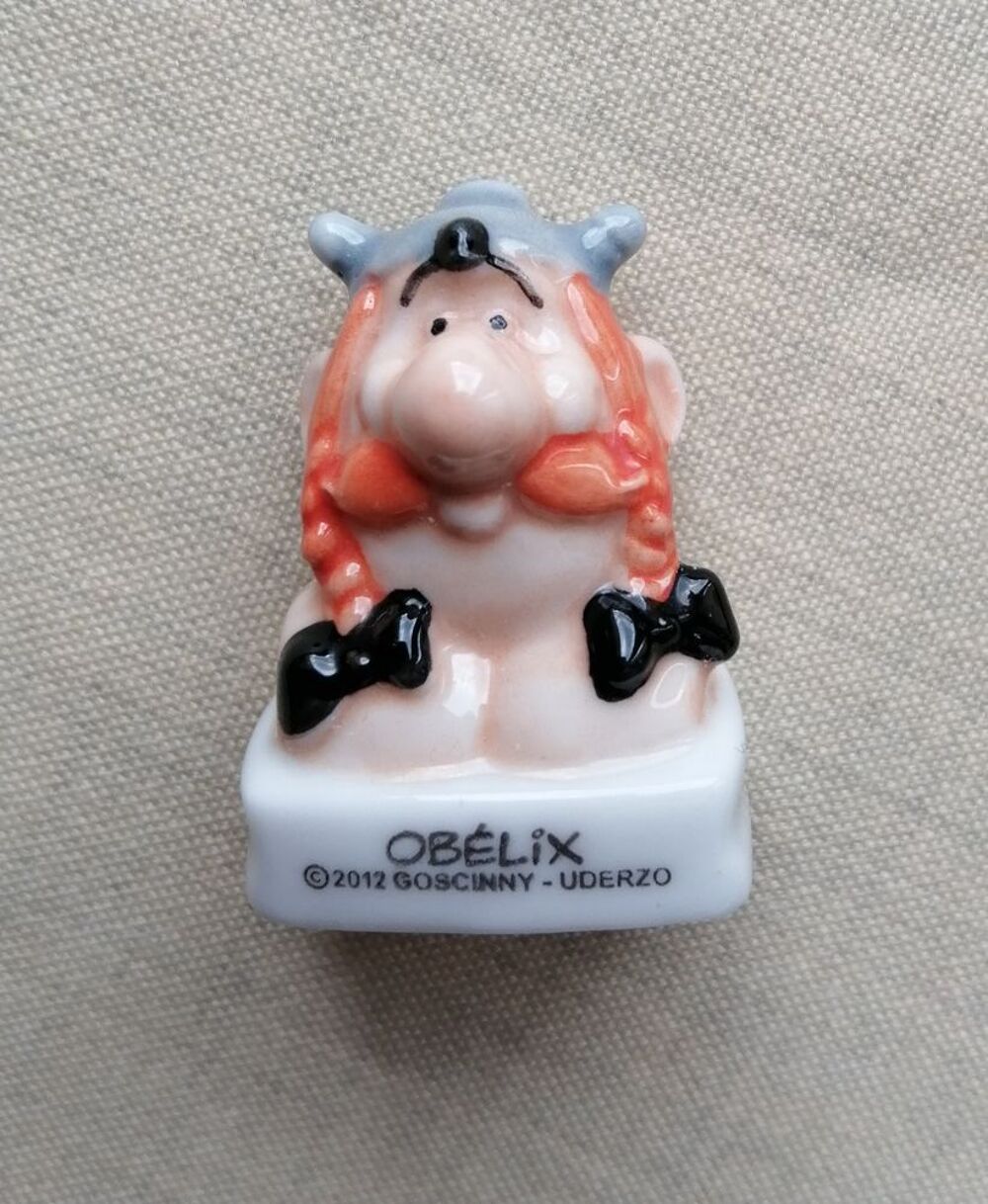 LOT DE 7 FEVES ASTERIX ET OBELIX 