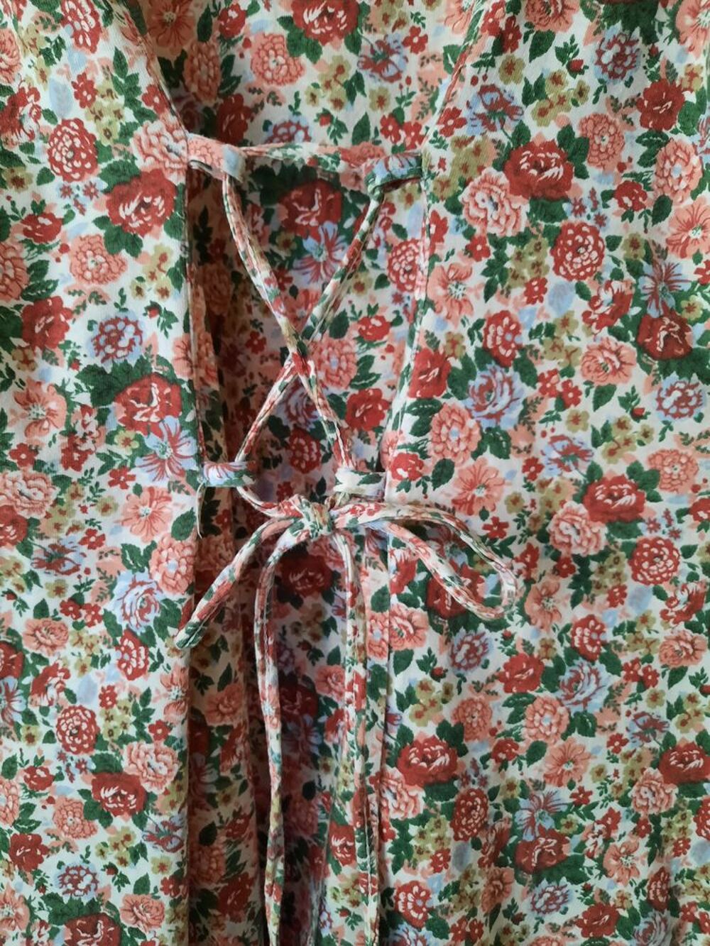 Robe fleurie liberty la&ccedil;age dos T 38 - 40 - vrai vintage Vtements