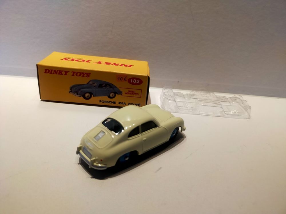 DINKY TOYS Atlas Porsche 356 A coup&eacute;
