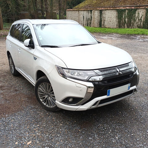 Mitsubishi Outlander 2.4l PHEV Twin Motor 4WD Intense 2019 occasion Séry-Magneval 60800